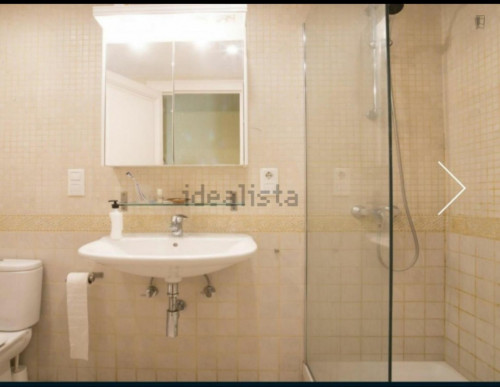 Single room in 4 bedroom apartment close to Girona and Verdaguer metro station - Gallery - 6