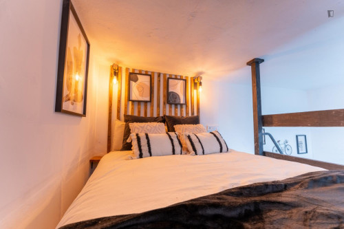 Beautiful studio loft close to Universidad de Cantabria