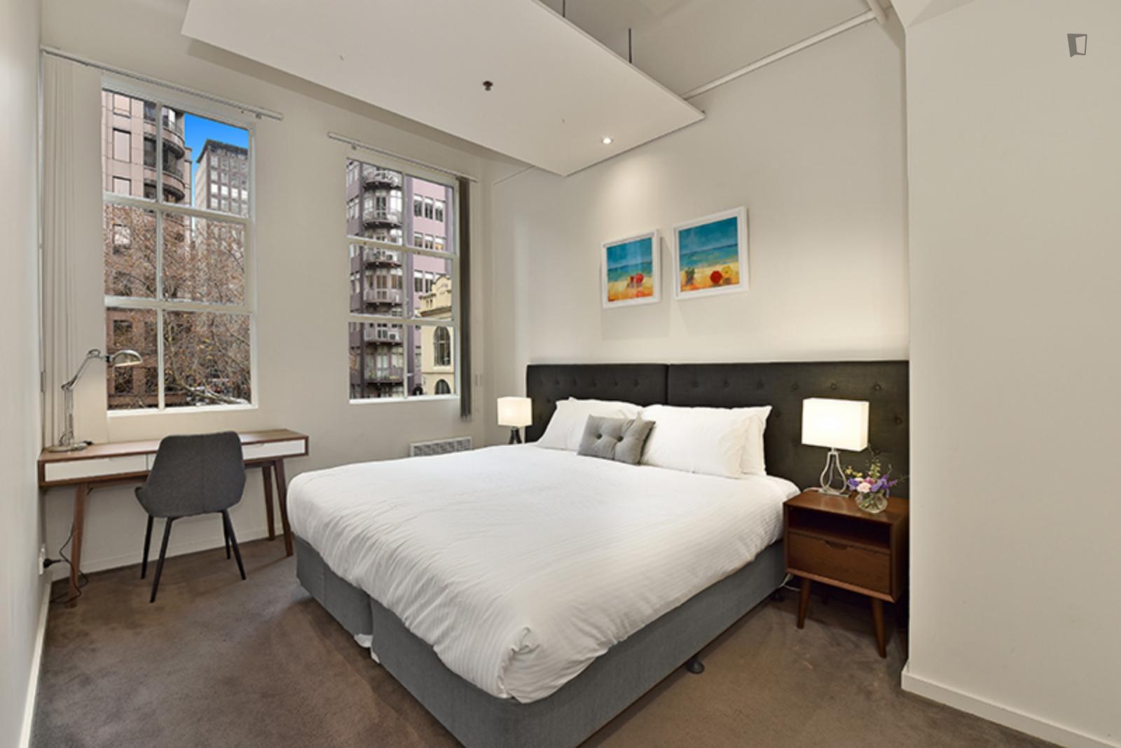  Spacious 1-Bedroom Apartment Near Charles Sturt University Study Centres, Melbourne  -  Spacious 1-bedroom apartment near Charles Sturt University Study Centres, Melbourne  - Gallery -  3