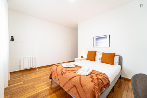 Elegant double bedroom in Saint Victor