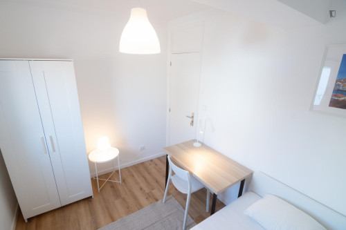 Amazing double bedroom in a 5-bedroom flat
