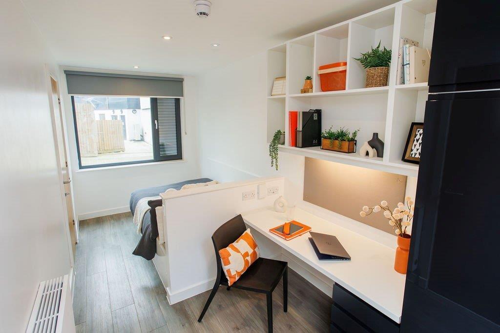  Two Bed Club Flat - (Two-Bed)  -  Palamon Court  - Gallery -  2