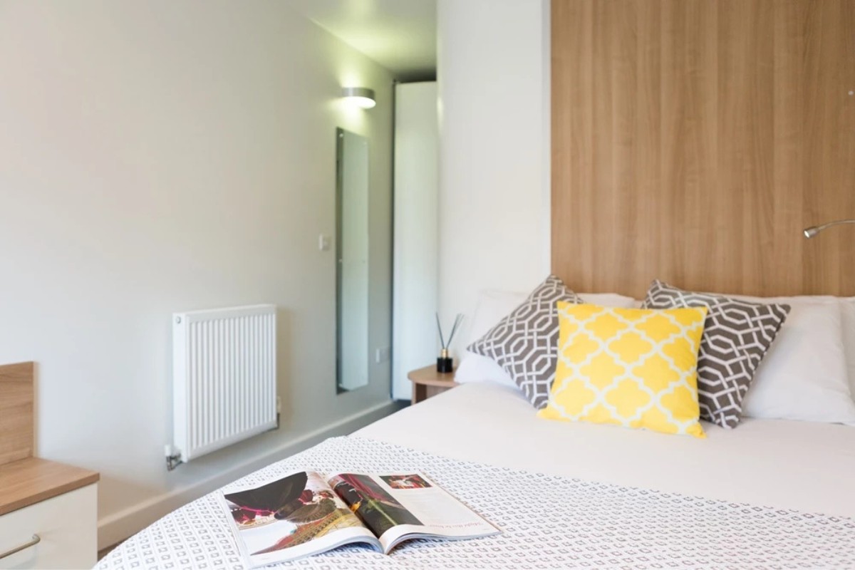  Bronze Ensuite Mid Level  -  Go Britanya -  South Bank Residence  - Gallery -  6