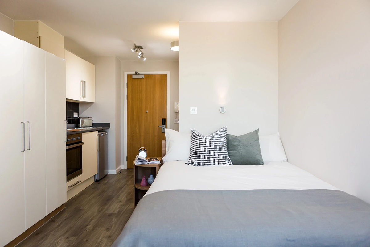  Bronze Studio Upper Level Premium View  -  Go Britanya -  South Bank Residence  - Gallery -  3