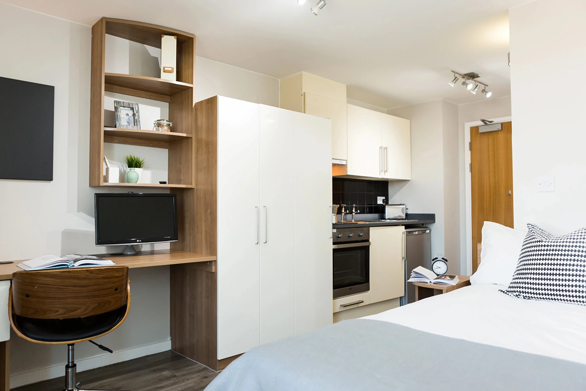  Bronze Studio Upper Level Premium View  -  Go Britanya -  South Bank Residence  - Gallery -  1