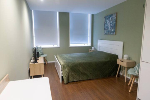 Elegant and functional studio in the historic center of Guimarães