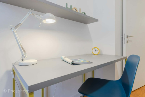 Room in Via Leonardo Emo Capodilista, Padova for 110 m² with 7 bedrooms