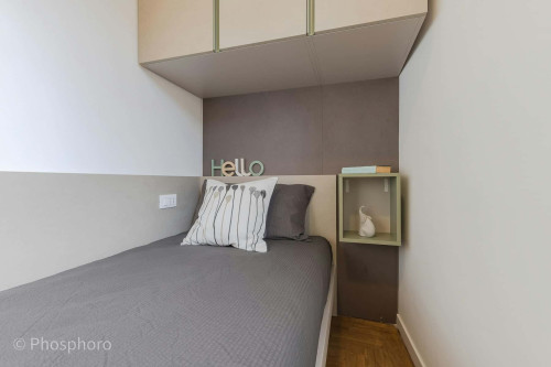 Room in Via Leonardo Emo Capodilista, Padova for 110 m² with 7 bedrooms