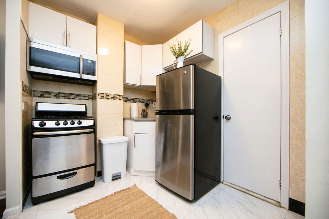 #1720: East Village - Studio (Queen) - #1720: East Village - Gallery - 11