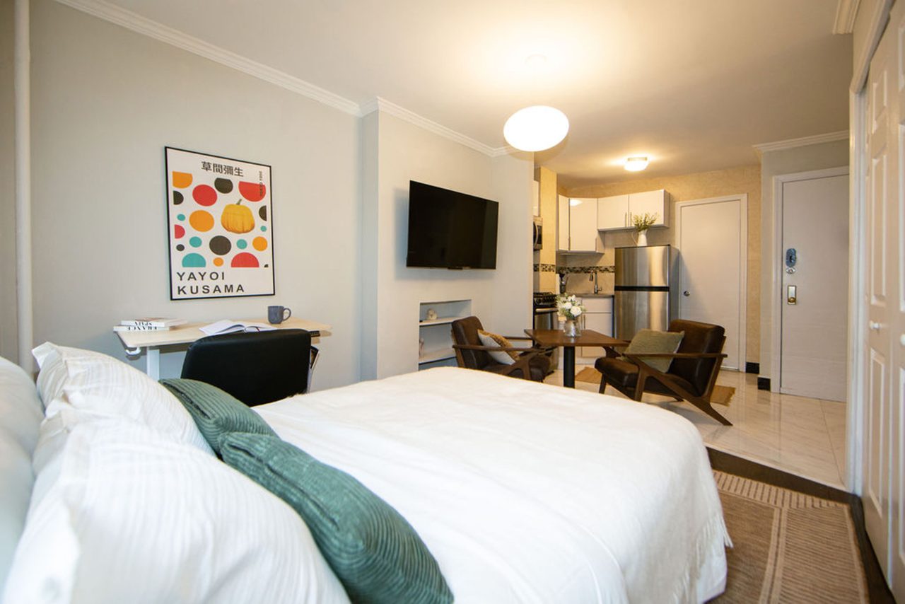 #1720: East Village - Studio (Queen) - #1720: East Village - Gallery - 3