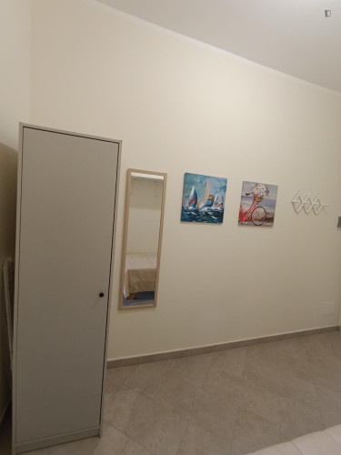 Modern studio with balcony close to Università di Palermo  - Gallery -  5
