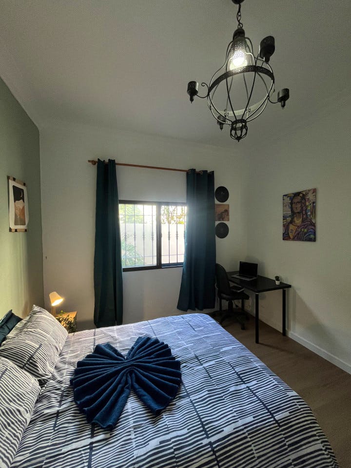  Private Room 4  -  Modern Coliving Villa with Rooftop and Nature in Tranquil Ciudad Jardín  - Gallery -  3