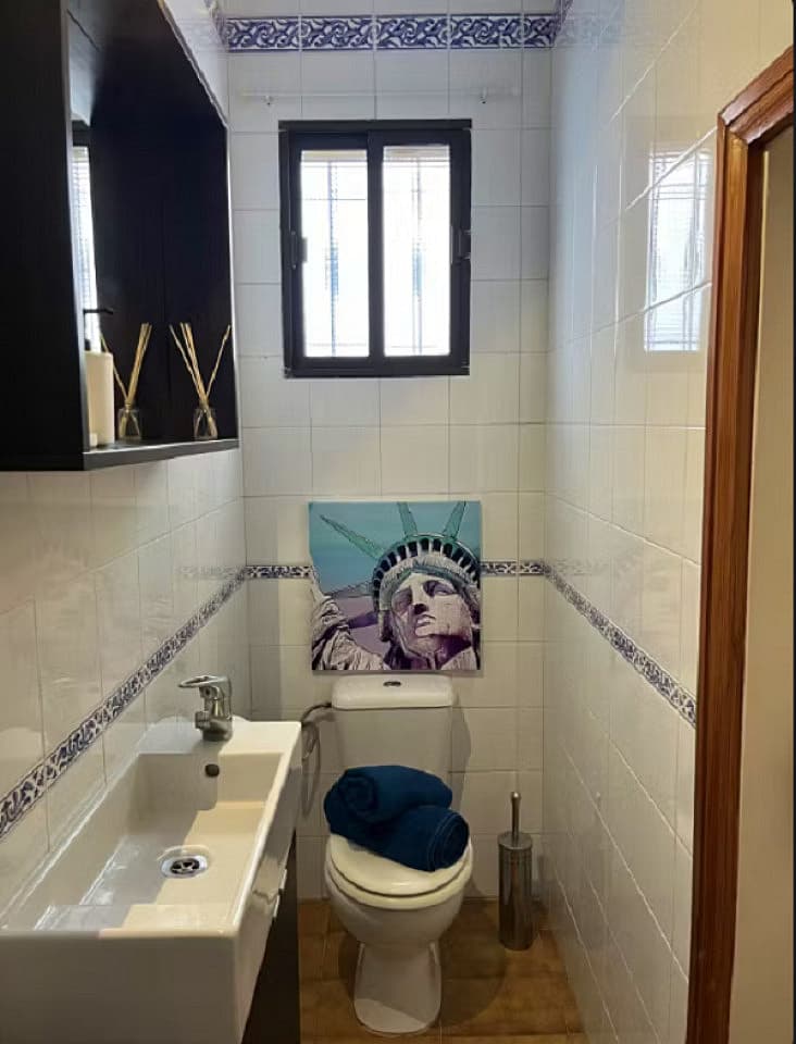  Private Room 6  -  Modern Coliving Villa with Rooftop and Nature in Tranquil Ciudad Jardín  - Gallery -  50