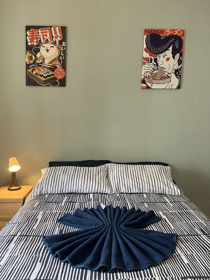 Private Room 6  -  Modern Coliving Villa with Rooftop and Nature in Tranquil Ciudad Jardín  - Gallery -  13