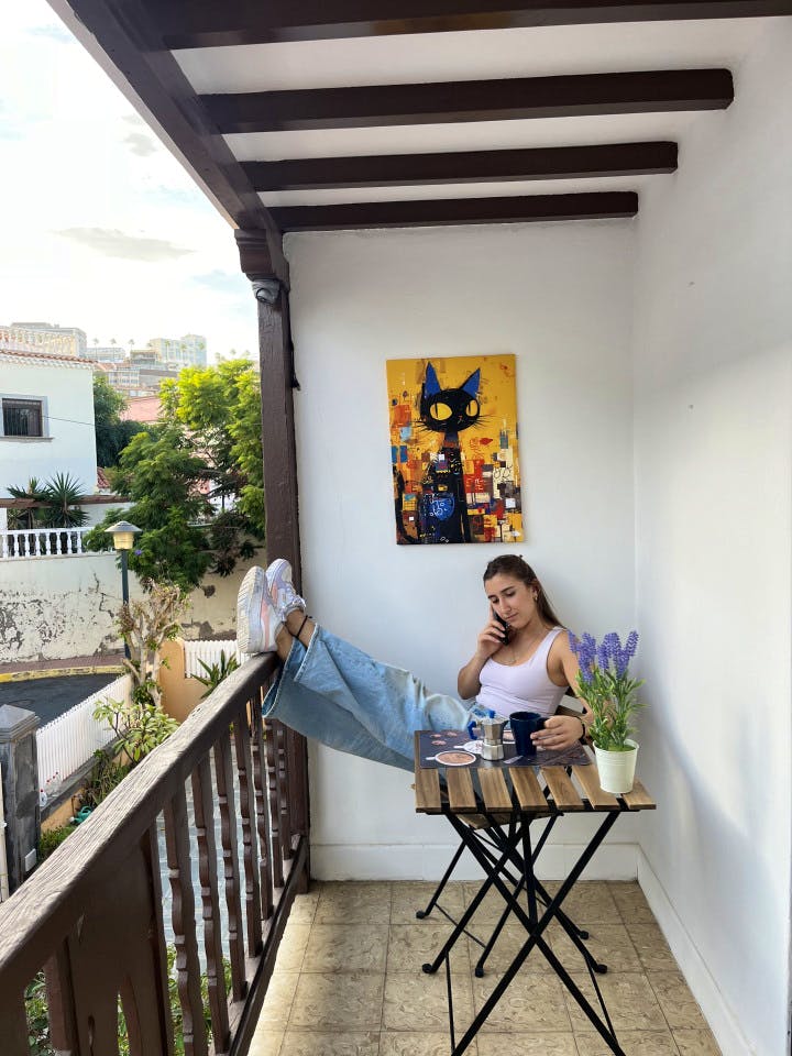  Private Room 6  -  Modern Coliving Villa with Rooftop and Nature in Tranquil Ciudad Jardín  - Gallery -  5