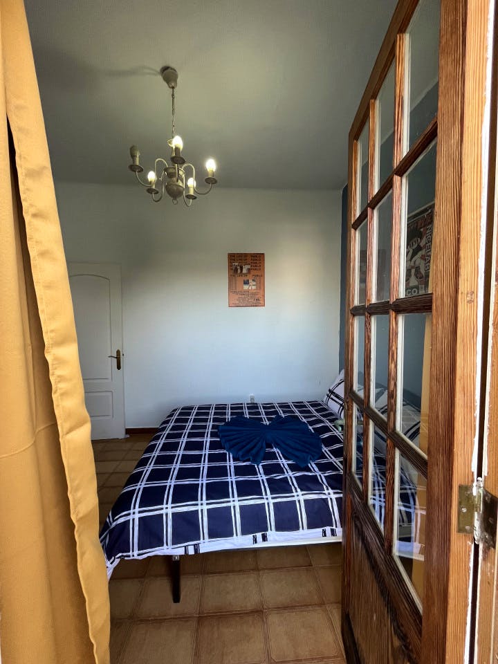  Private Room 1  -  Modern Coliving Villa with Rooftop and Nature in Tranquil Ciudad Jardín  - Gallery -  2