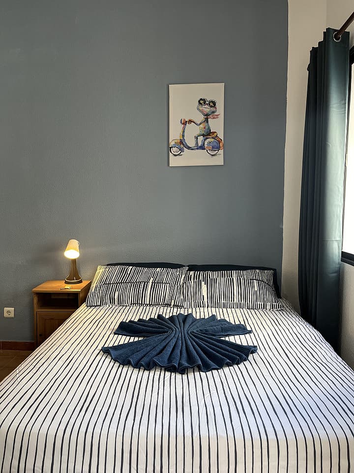  Private Room 2  -  Modern Coliving Villa with Rooftop and Nature in Tranquil Ciudad Jardín  - Gallery -  31