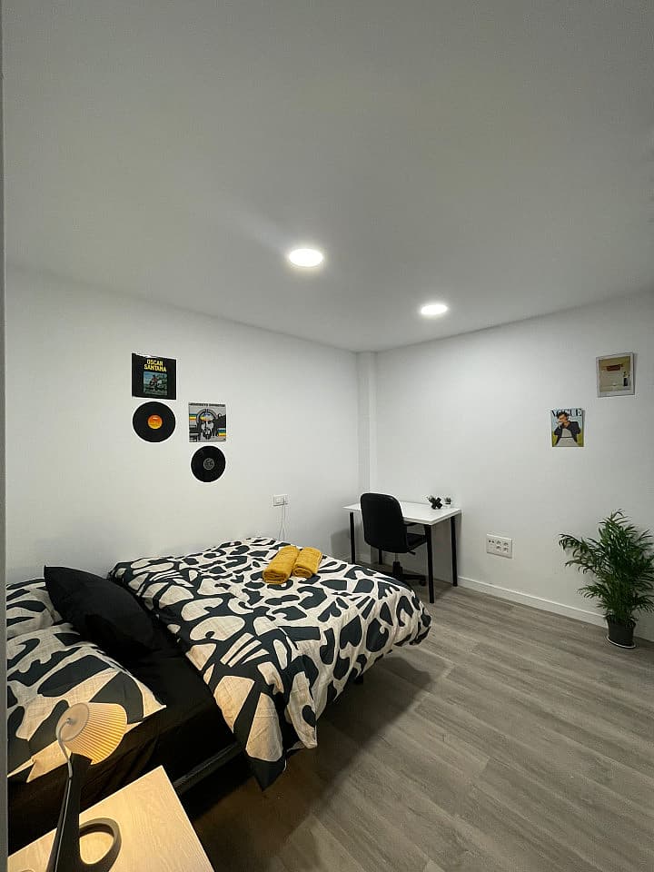 Private Room 1 - 6