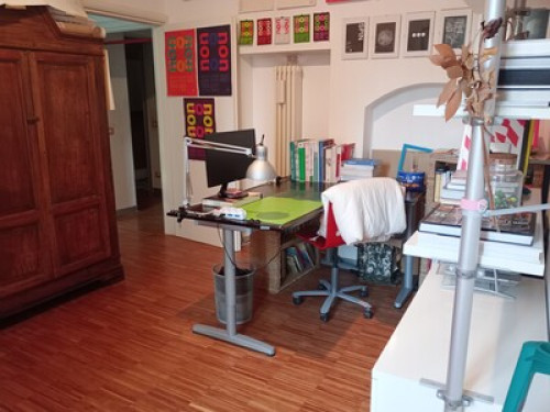 Single room and private bathroom