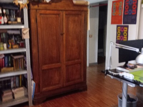 Single room and private bathroom