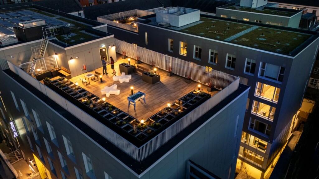 Standard 8 Bed Cluster - 50