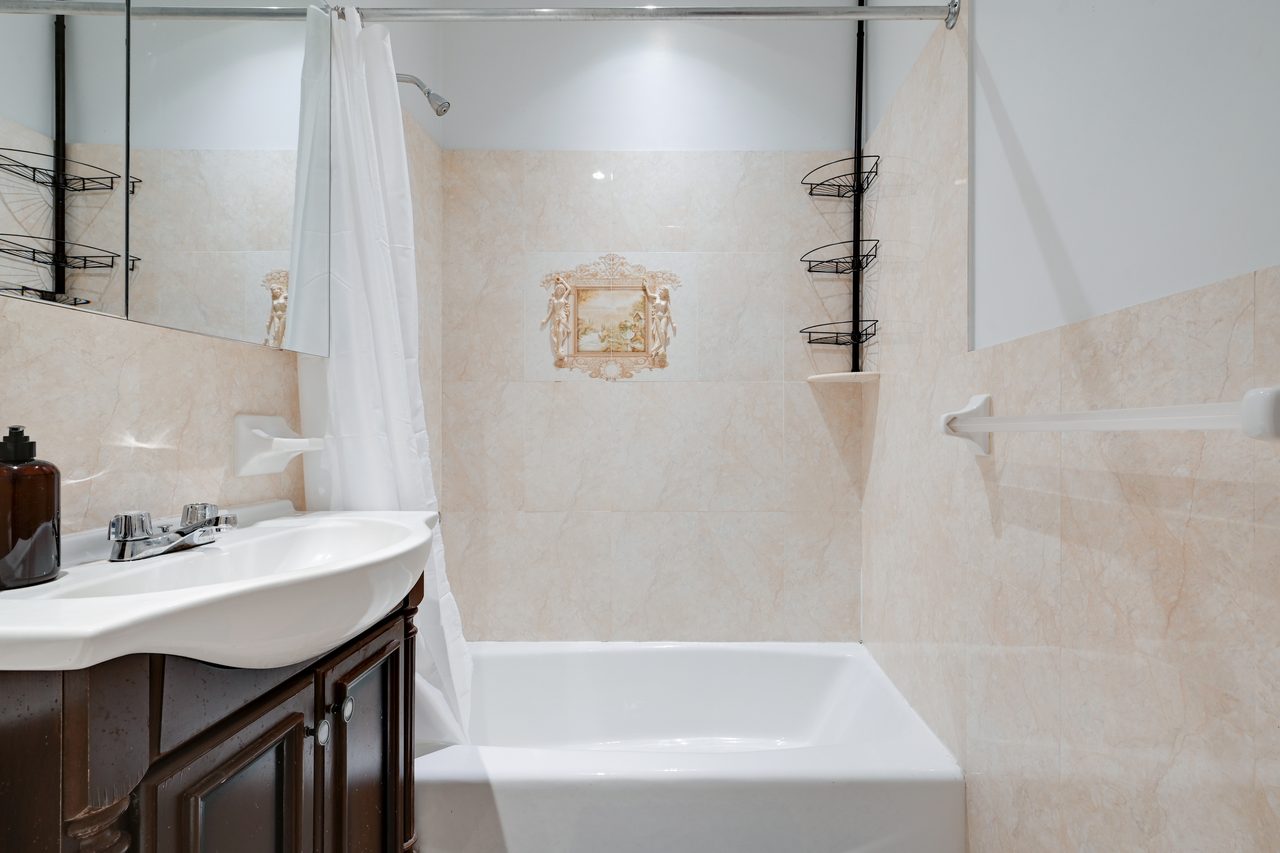  #850: Hell's Kitchen - Full Bedroom A  -  #850: Hell's Kitchen  - Gallery -  5