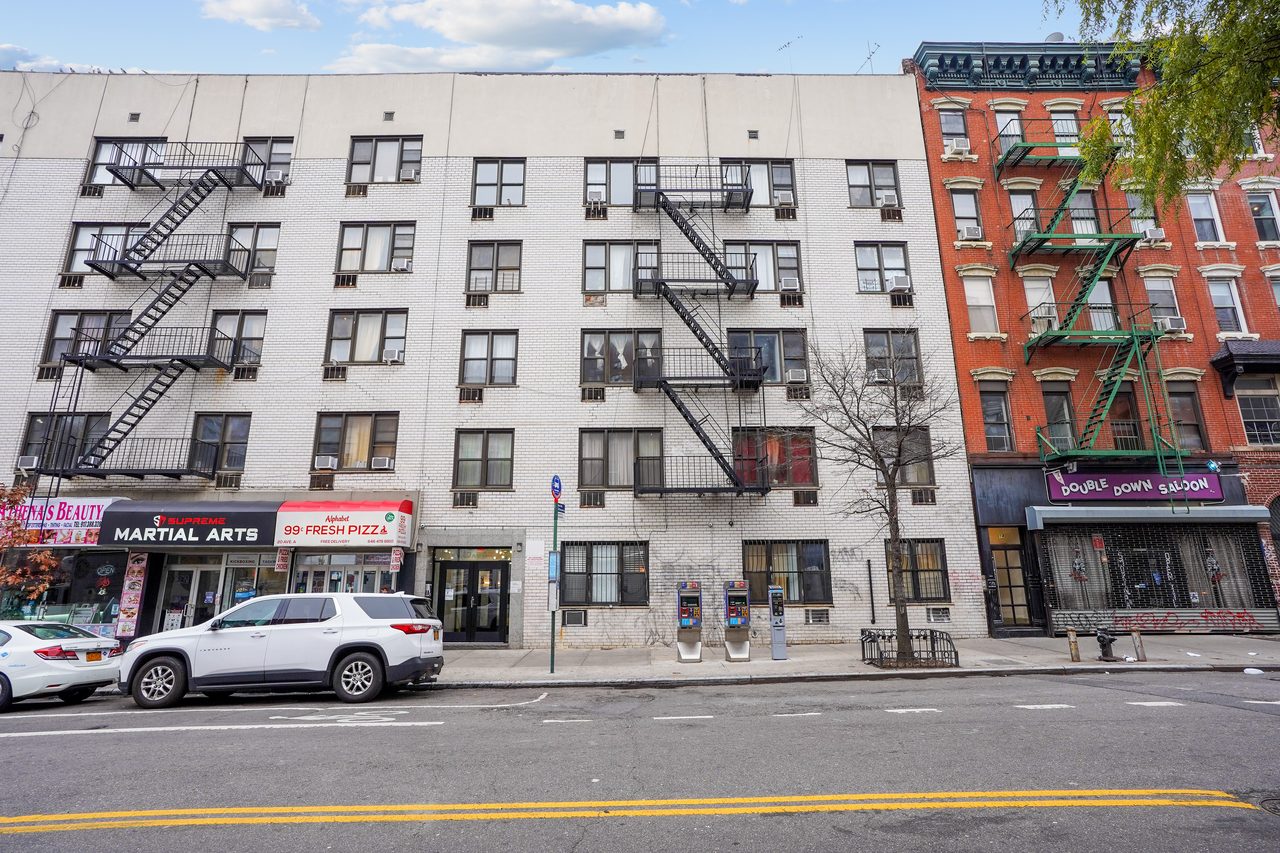  #868: East Village - 1 Bedroom (Full)  -  #868: East Village  - Gallery -  16