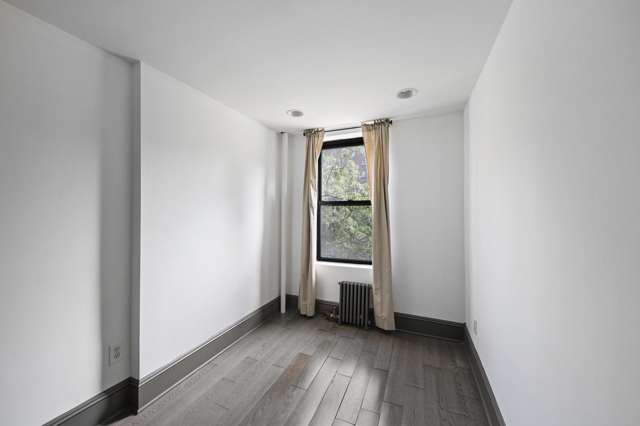  #734: Gramercy - Full Bedroom B  -  #734: Gramercy  - Gallery -  11