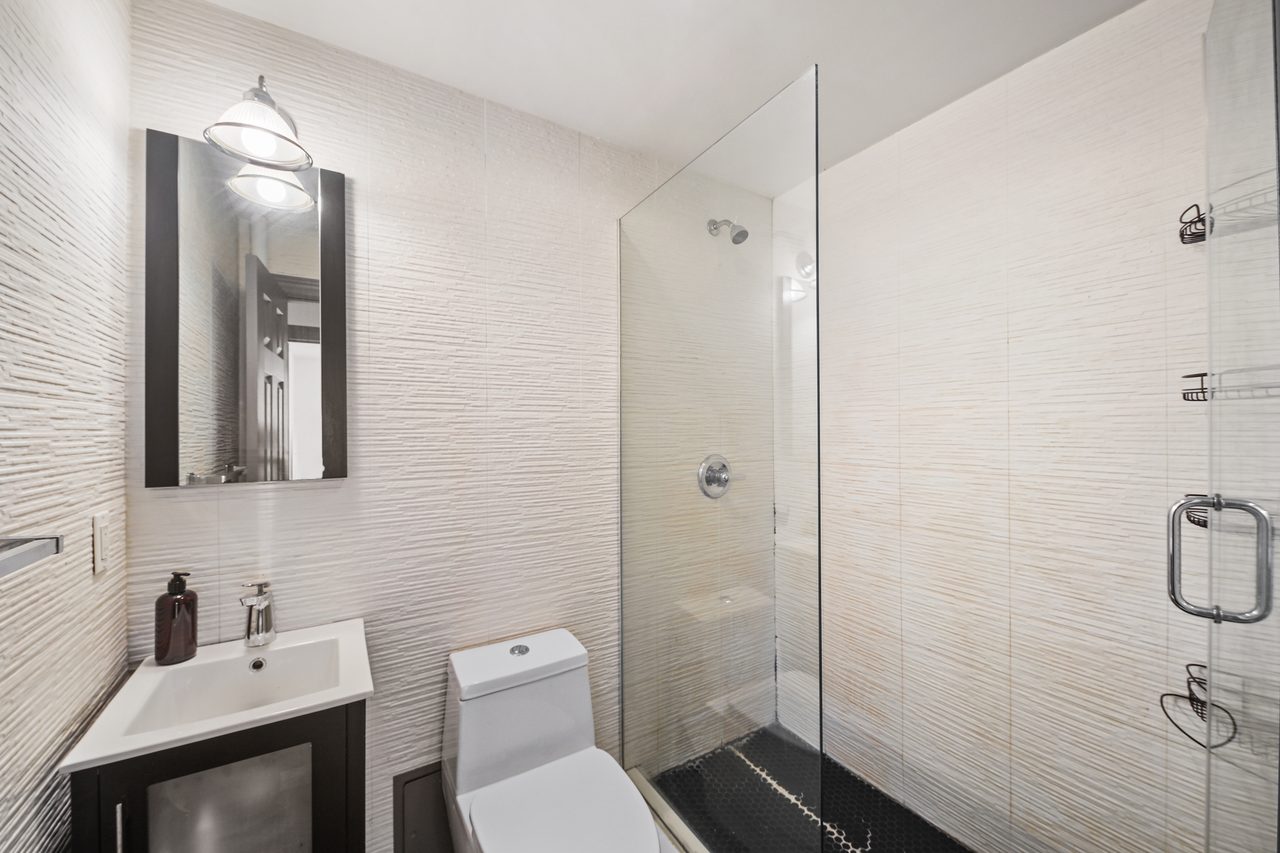  #734: Gramercy - Full Bedroom B  -  #734: Gramercy  - Gallery -  4