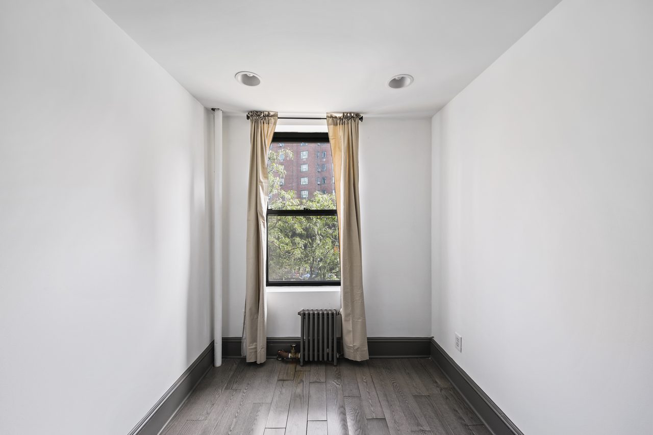  #734: Gramercy - Full Bedroom B  -  #734: Gramercy  - Gallery -  10