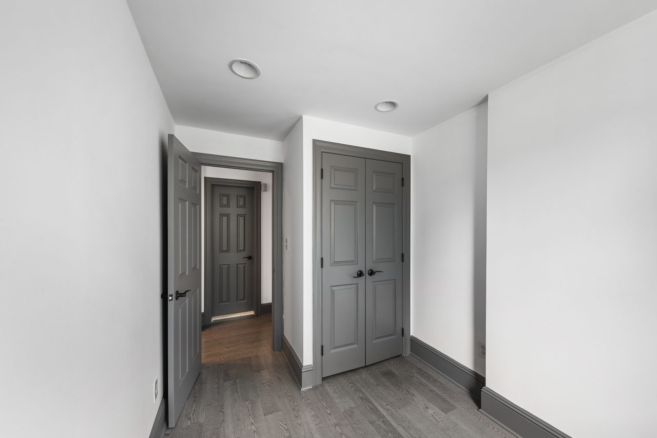  #734: Gramercy - Full Bedroom B  -  #734: Gramercy  - Gallery -  9