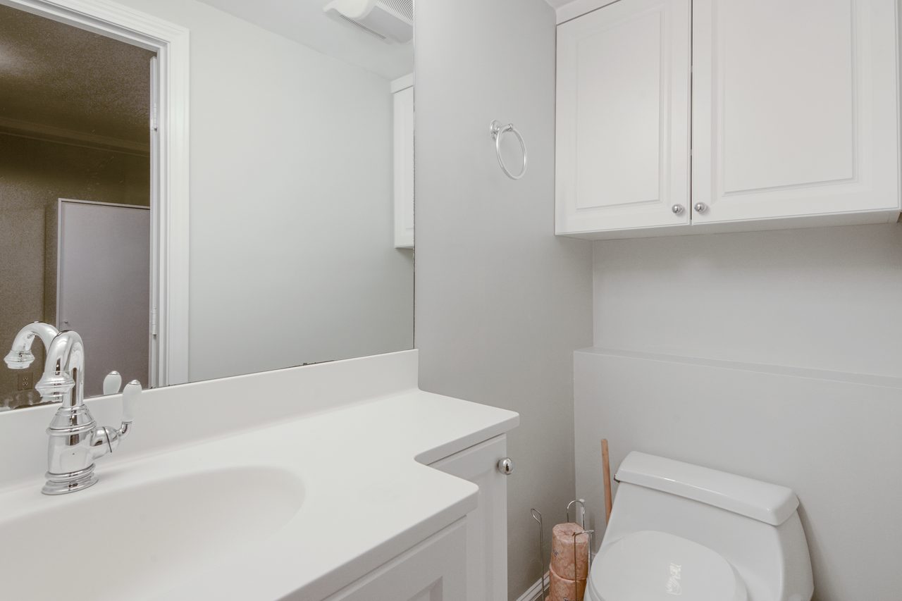  #776: Newton Corner - Full Bedroom A W/Private Bathroom  -  #776: Newton Corner  - Gallery -  14
