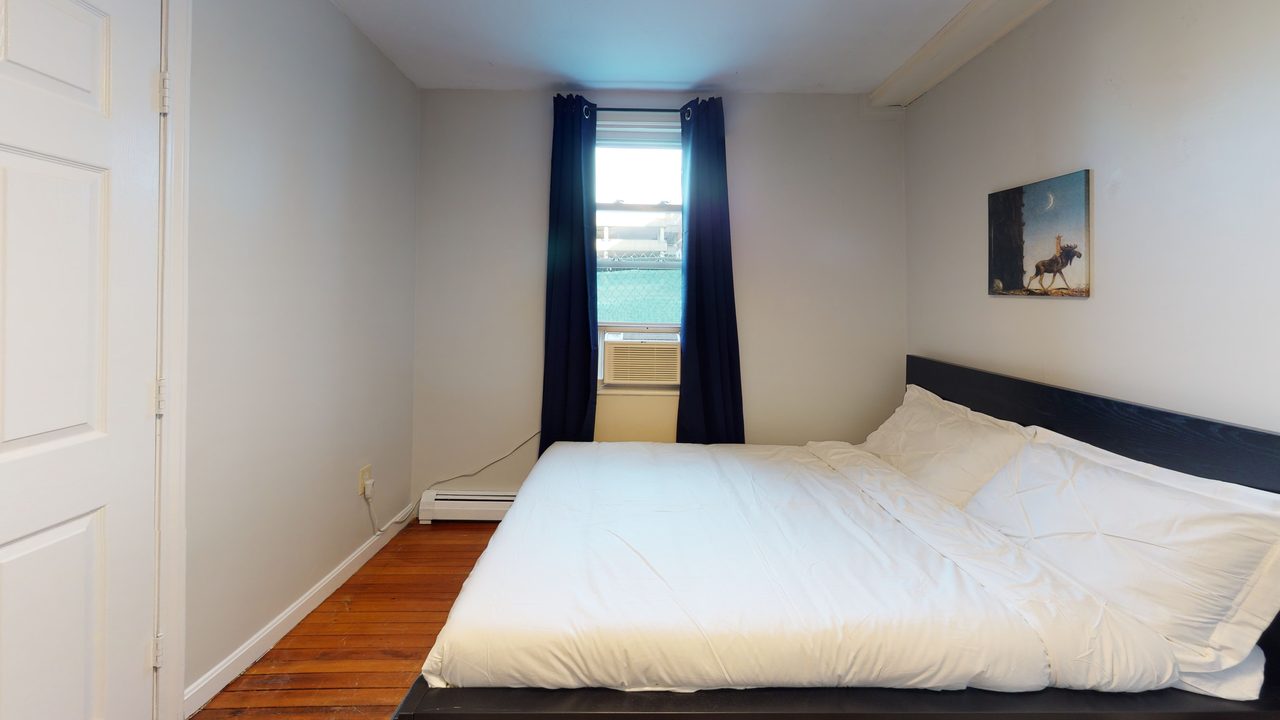  #776: Newton Corner - Full Bedroom A W/Private Bathroom  -  #776: Newton Corner  - Gallery -  2