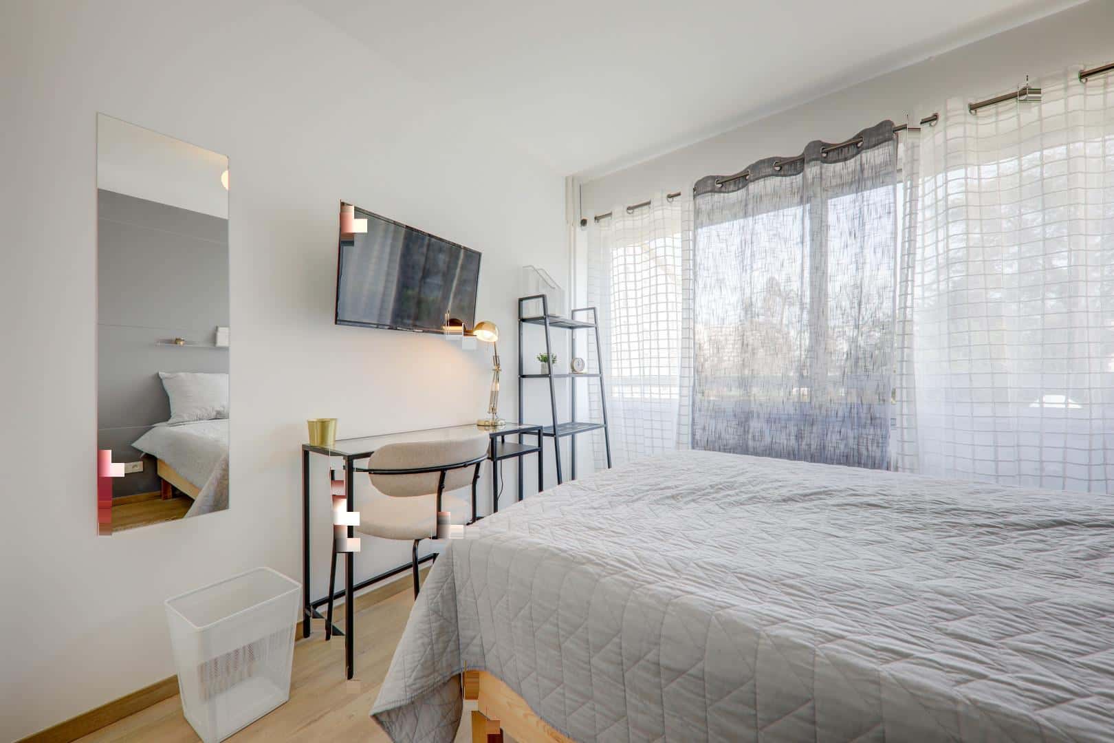 Room - 6