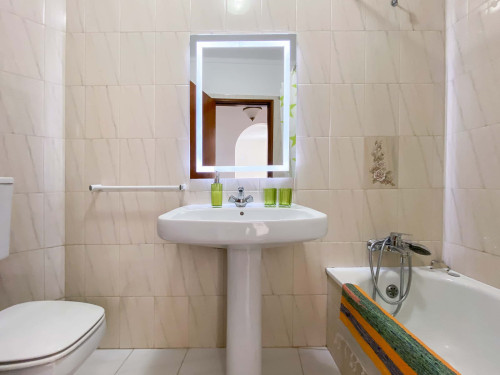 Bright Apartment in Portimão, Algarve (Only Available from October to June)