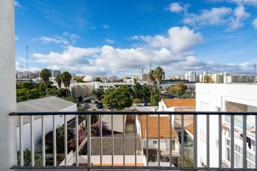 Modern Apartment in Portimão, Algarve (Only Available from October to June)