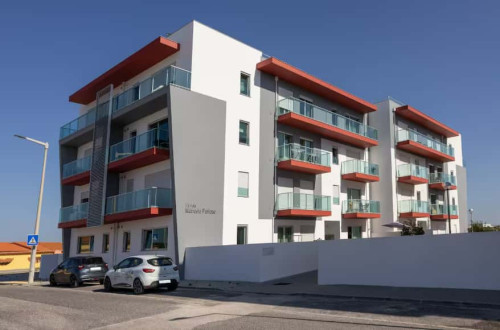 Great Apartment in Atouguia da Baleia, Leiria, Portugal (Available only from September to May)