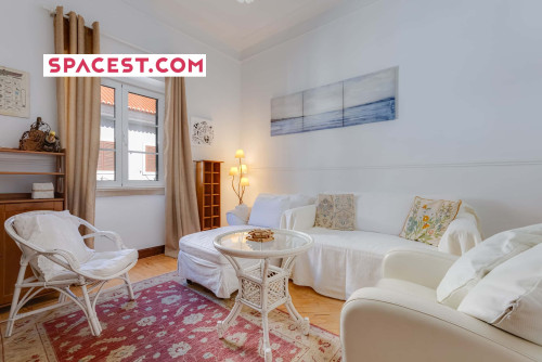 Charming House in Faro, Algarve (Only Available from October to June)