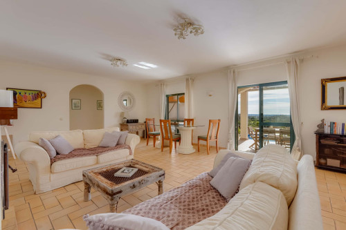 Charming House in Silves, Algarve (Only Available from October to June)