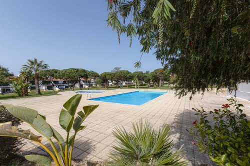 Bright and Modern Apartment in Quarteira, Algarve (Only Available from October to June) - Gallery - 4