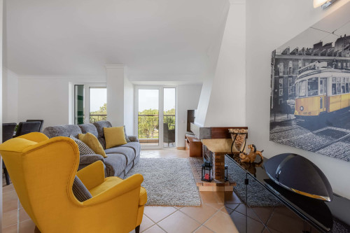 Bright and Modern Apartment in Quarteira, Algarve (Only Available from October to June)
