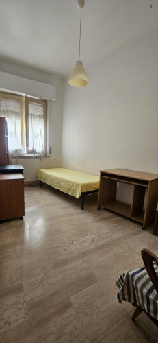 Comfortable single bedroom close to the city center