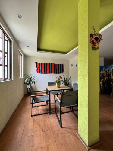 Eco-Friendly Coliving Home with Sunny Terrace in Santa Cruz Atoyac