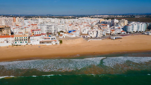 Beach View 2 BDR Apartment W/Balcony - Gallery - 24