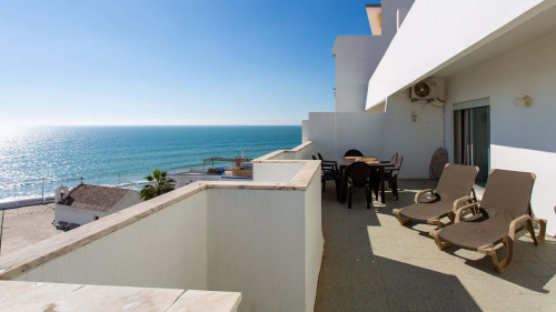 Beach View 2 BDR Apartment W/Balcony - Gallery - 31