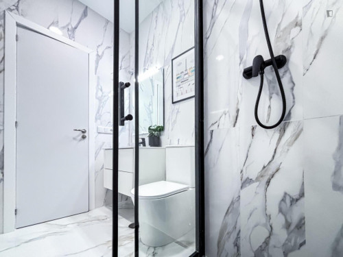 Snug double bedroom close to the Univerity of Alicante