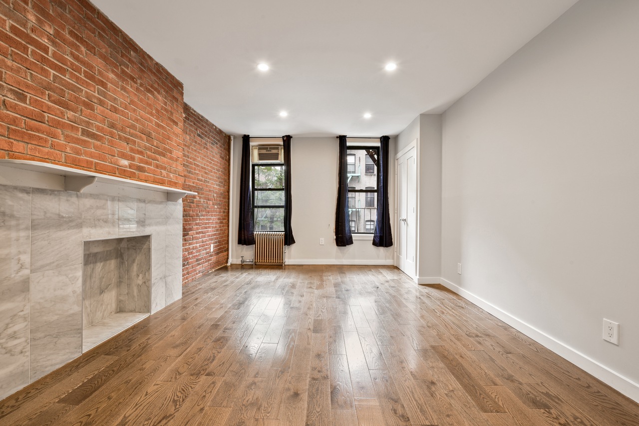 #400: East Village - Studio (Queen) - #400: East Village - Gallery - 10