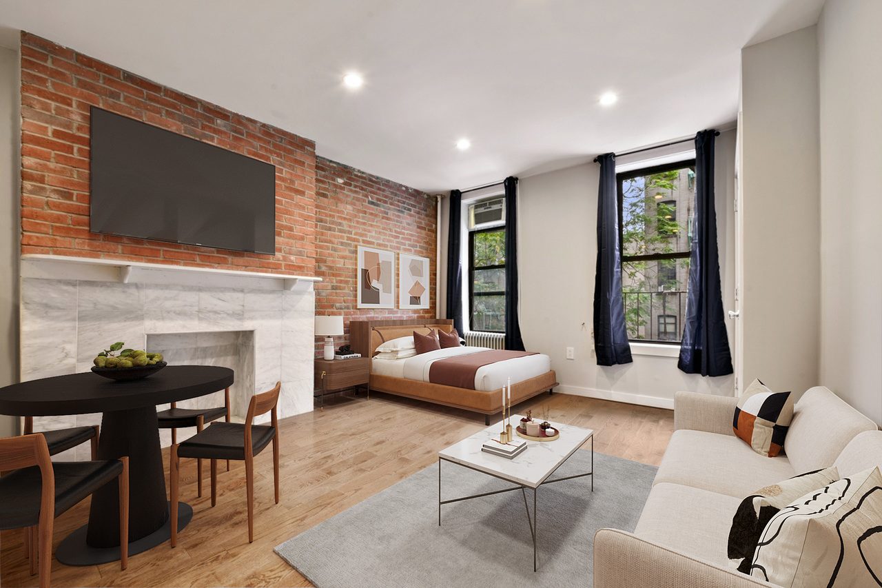  #400: East Village - Studio (Queen)  -  #400: East Village  - Gallery -  1