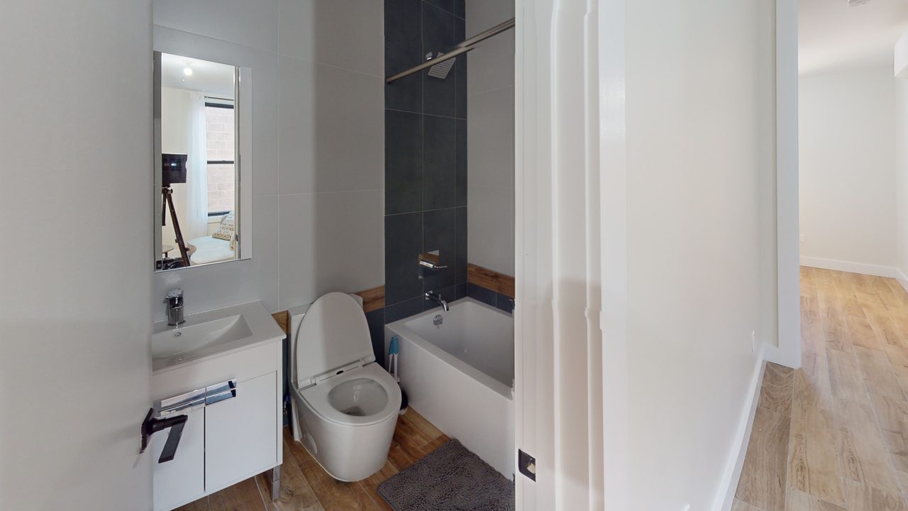 #1833: Crown Heights - Full Bedroom B - 7