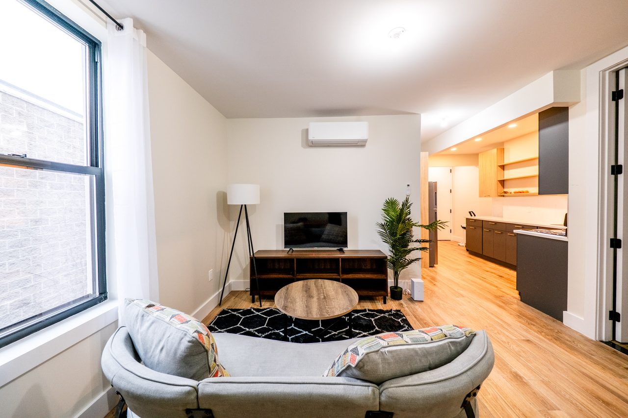 #1833: Crown Heights - Full Bedroom B - 13